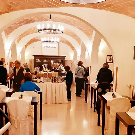Alma Domus מלון סיינה