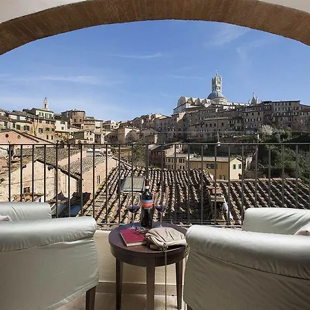 Hotel Alma Domus