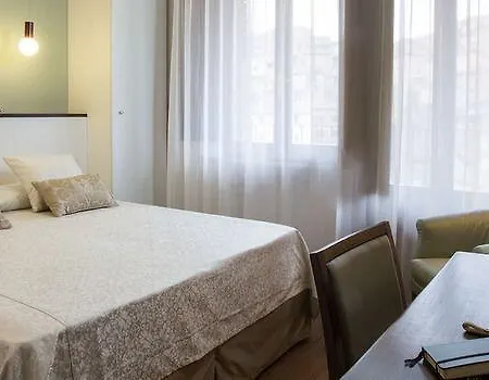 Hotel Alma Domus