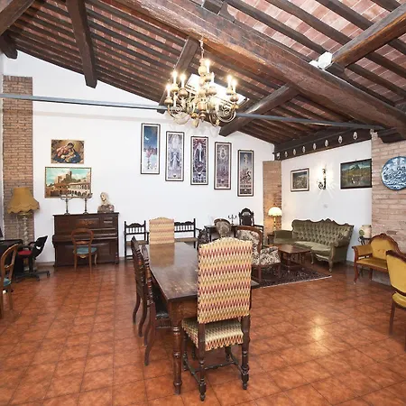 Hotel Alma Domus *