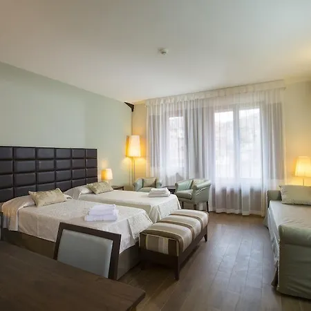 Hotel Alma Domus Siena