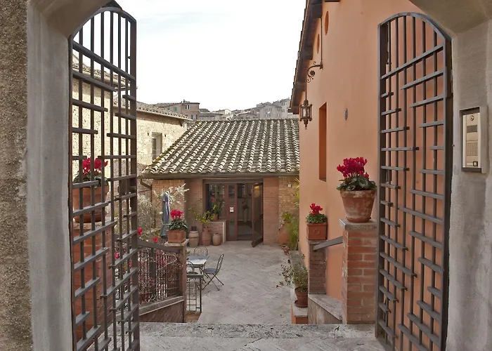 Hotel Alma Domus Siena